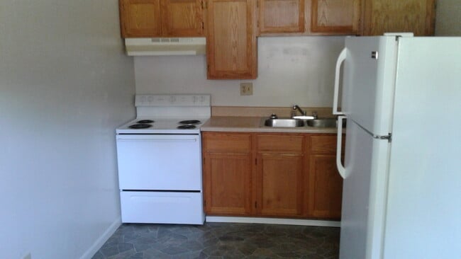 Building Photo - 5707 Trenton Ct