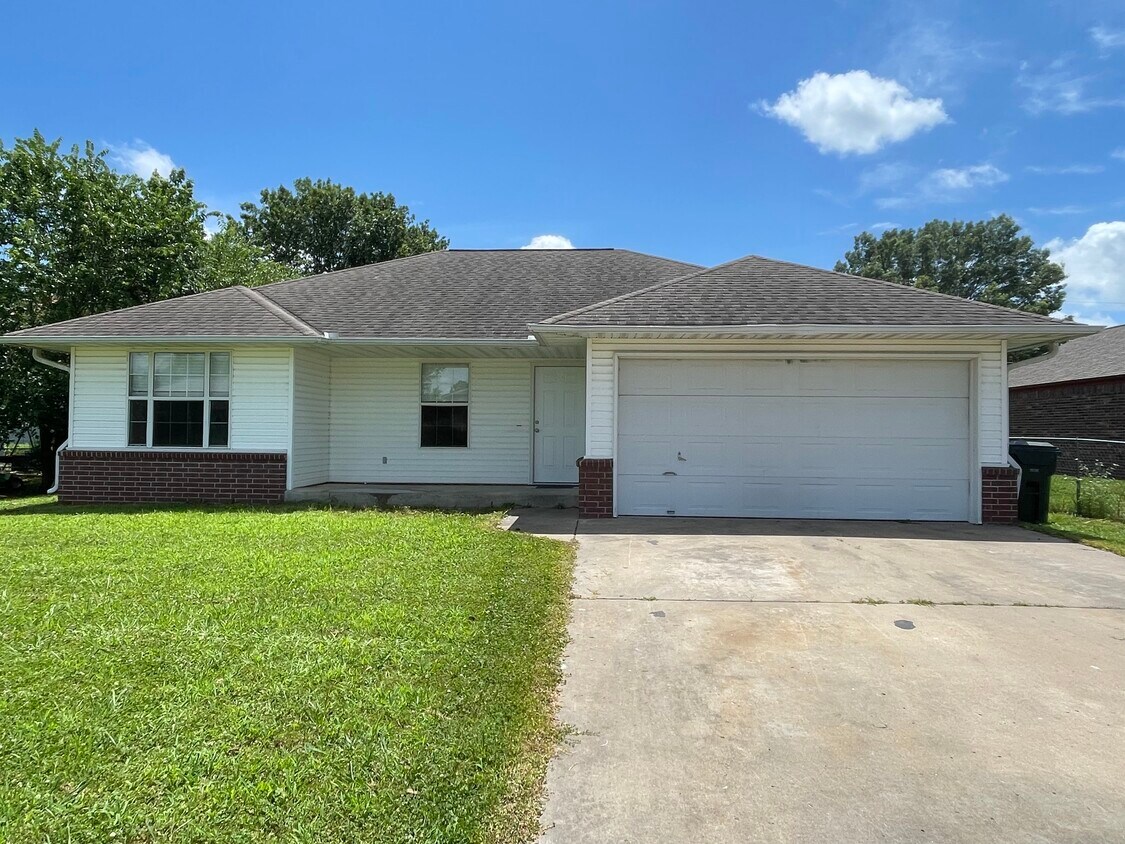 Foto principal - 821 Cowell St