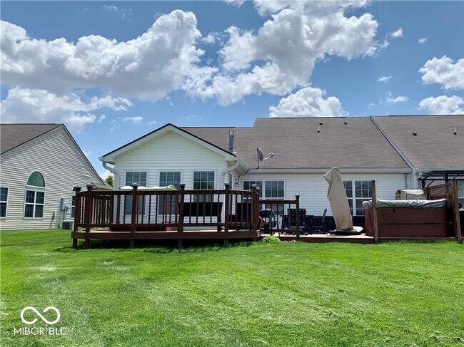 Building Photo - 1350 Hamilton Dr