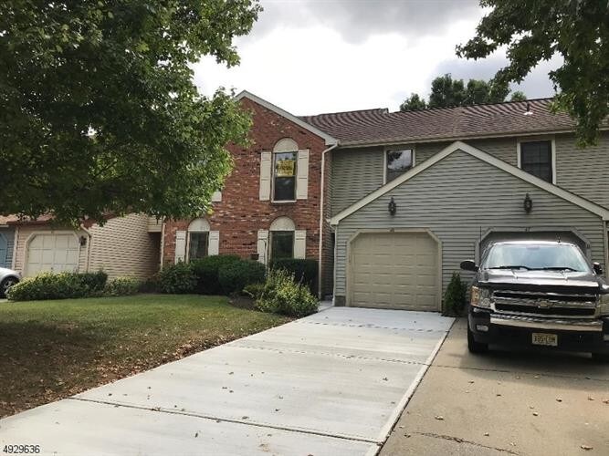 Primary Photo - 45 Foxhill Ln