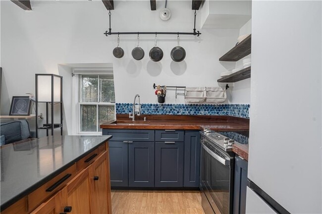 Foto del edificio - 35 Pelham St