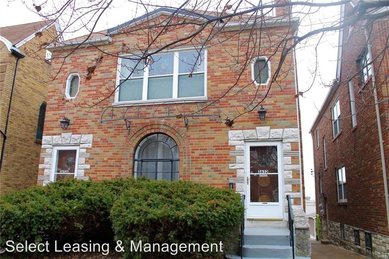 3652 Marceline Terrace, St. Louis, MO 63116 Room for Rent in St