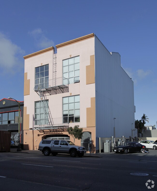 Building Photo - 385 10th St