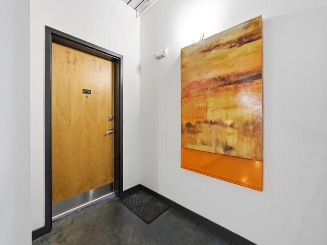 Foto del edificio - 620 Glen Iris Dr NE