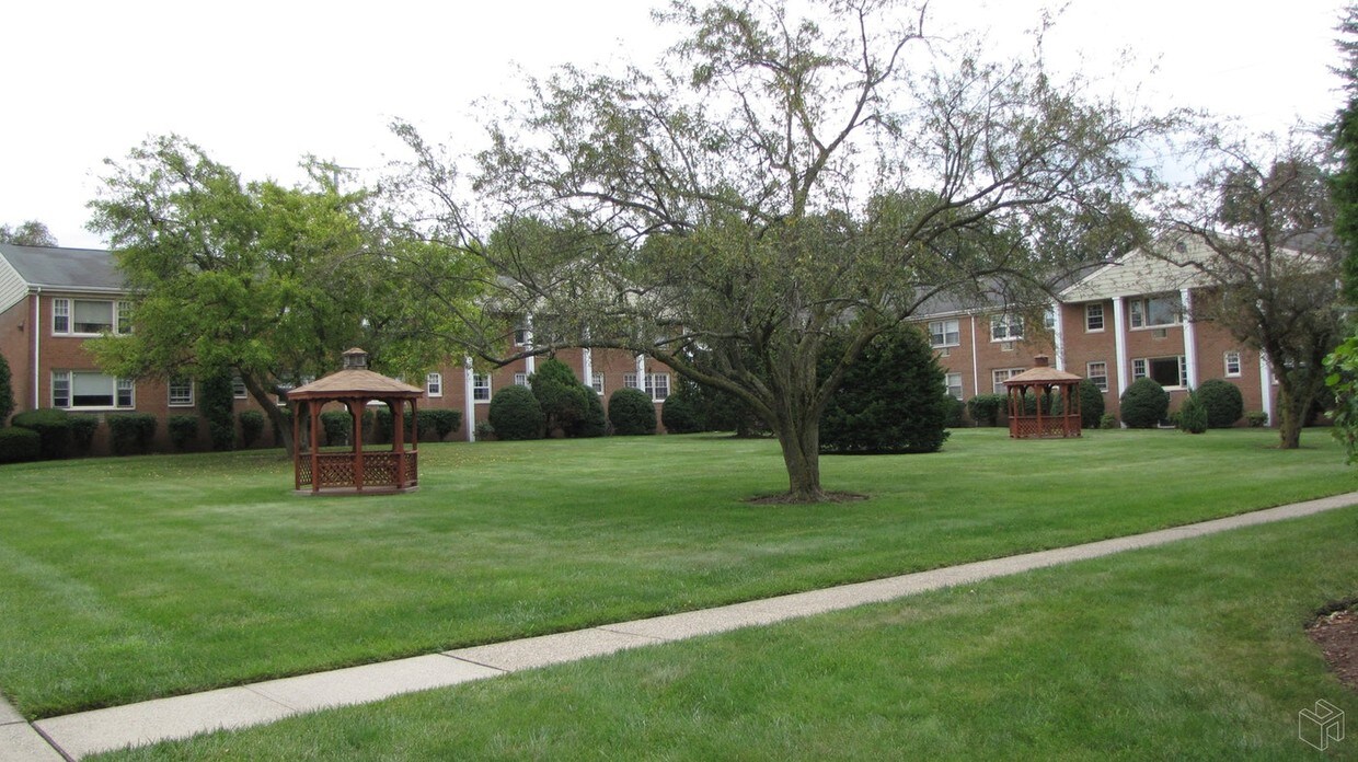 Foto principal - 605 Grove St