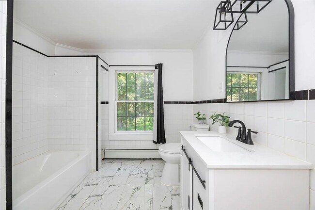 Foto del edificio - 1432 Lincoln Terrace LLC