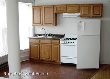 Primary Photo - Studio, 1 bath Apartment - 616 W. Healey St.