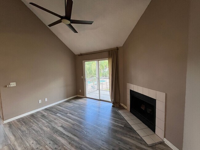 Foto del edificio - 6088 Westgate Dr