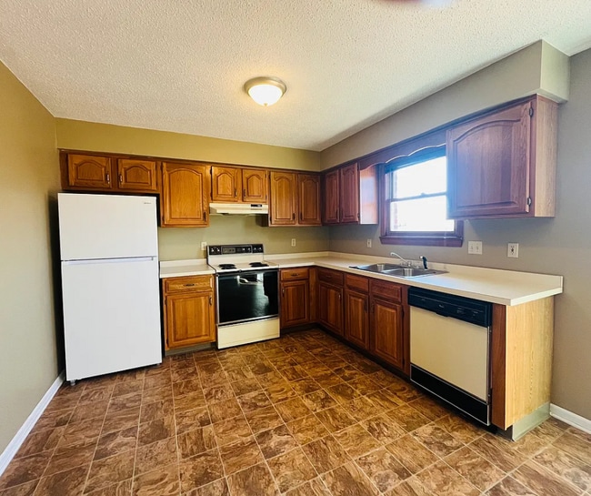 Building Photo - 6868 Nickis Ln