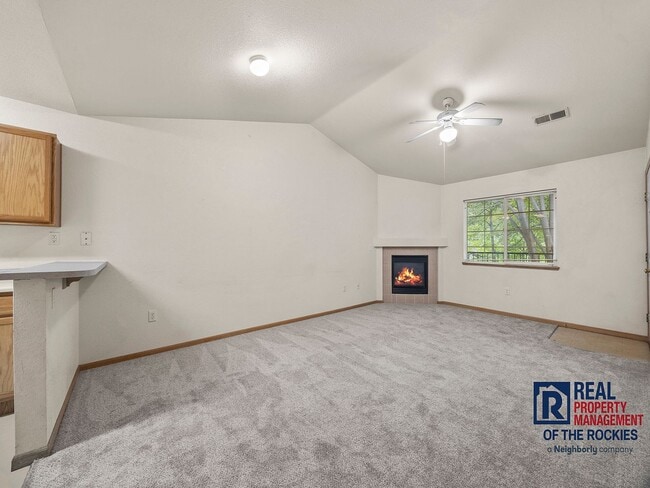 Foto del edificio - 2 Bed, 2 Bath Condo Near CSU- $500 OFF 1st...