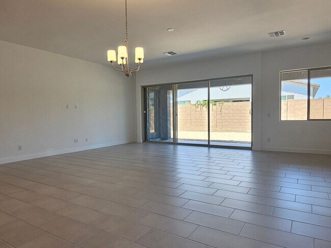 Foto del edificio - Beautiful and spacious
