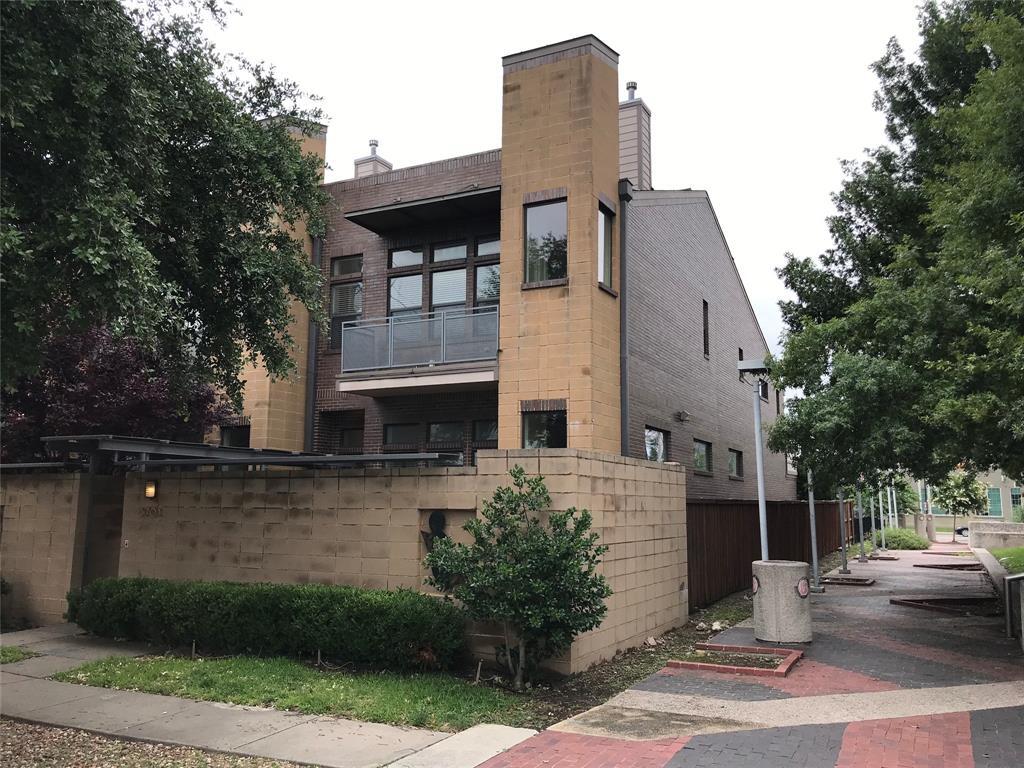 Primary Photo - 3701 Commerce St