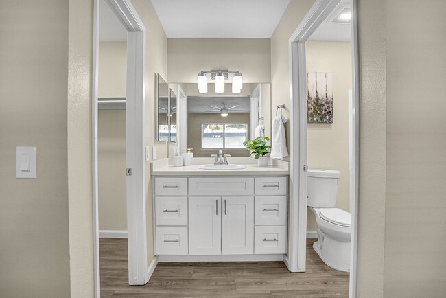 Interior Photo - Las Casitas Apartments - Redlands, CA