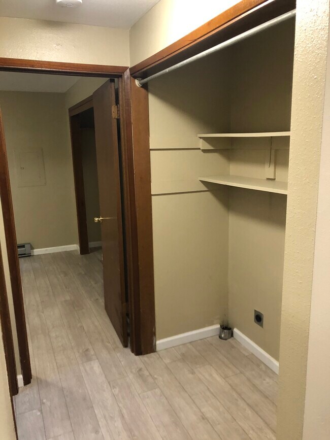 Hall & Utility Closet - 2415 Carlson Rd