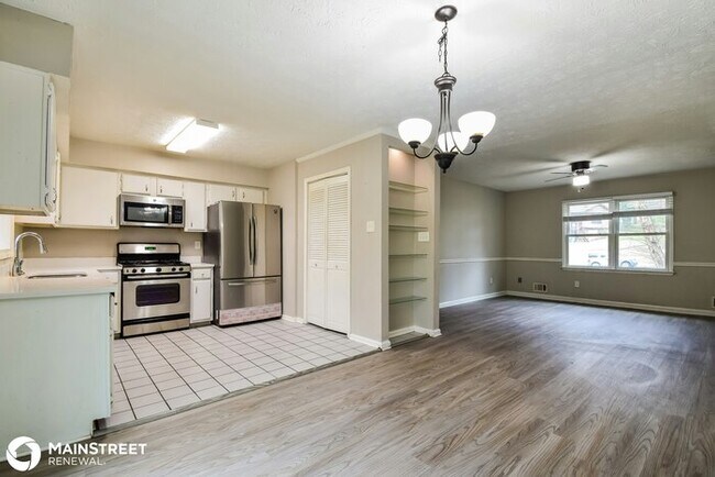 Building Photo - 3693 Holland Dr