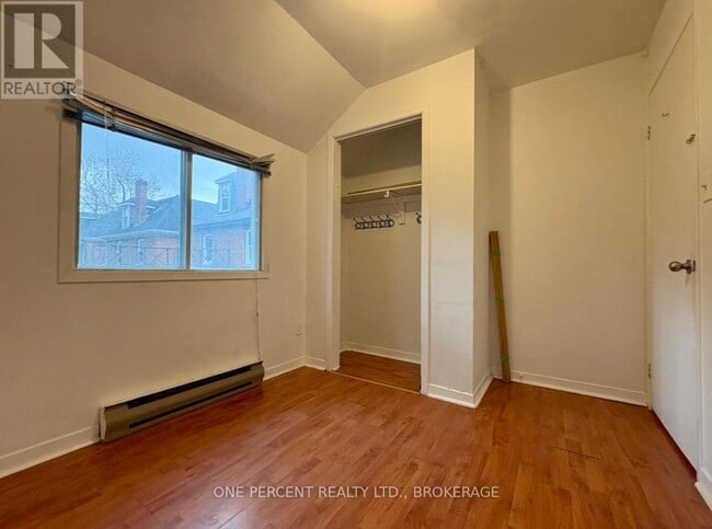 Building Photo - 382 Earl St
