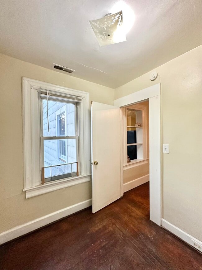 Foto del edificio - 36 13th St