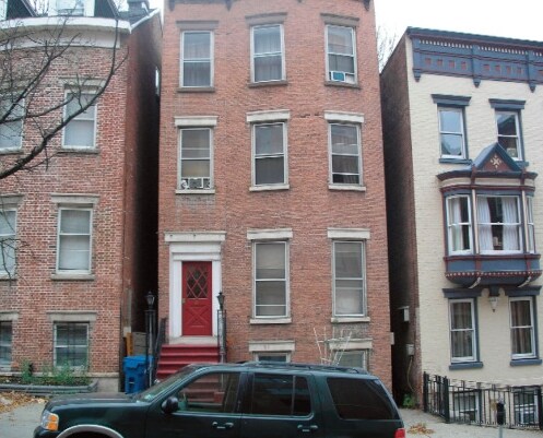 Foto del edificio - 81 Columbia St