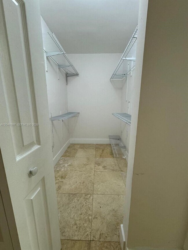 Building Photo - 6200 SW 131st Ct