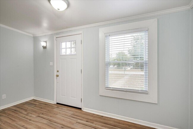 Foto del edificio - 3 Bedroom 2 Bath House for rent!