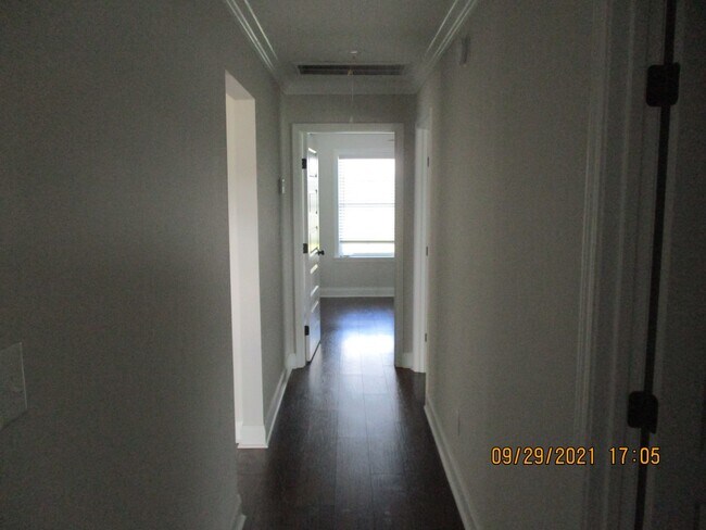 Foto del edificio - 166 Live Oak Drive