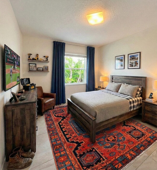 Building Photo - Robindale-East Apartments