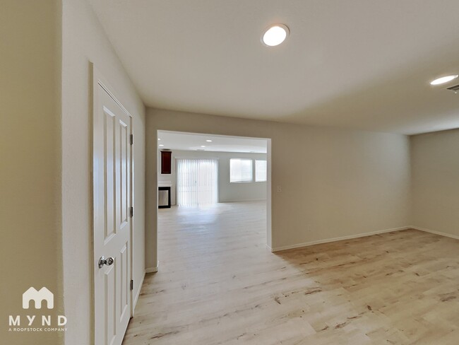 Foto del edificio - 14341 Durham Dr