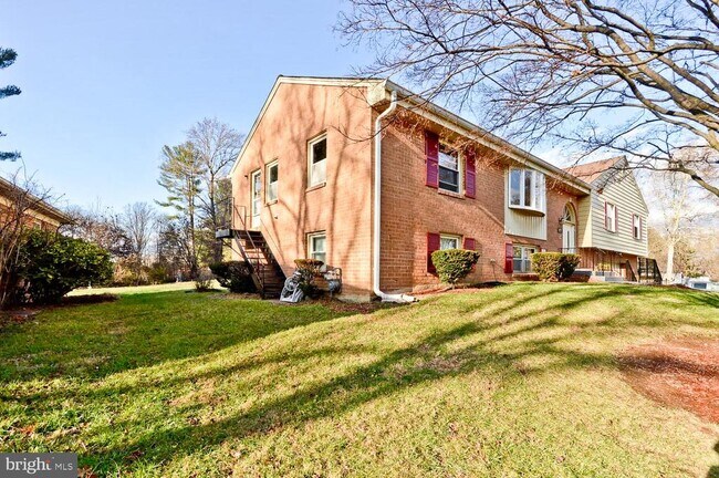 Building Photo - 11404 Earlston Dr