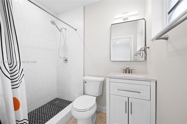 Foto del edificio - 1711 Funston St