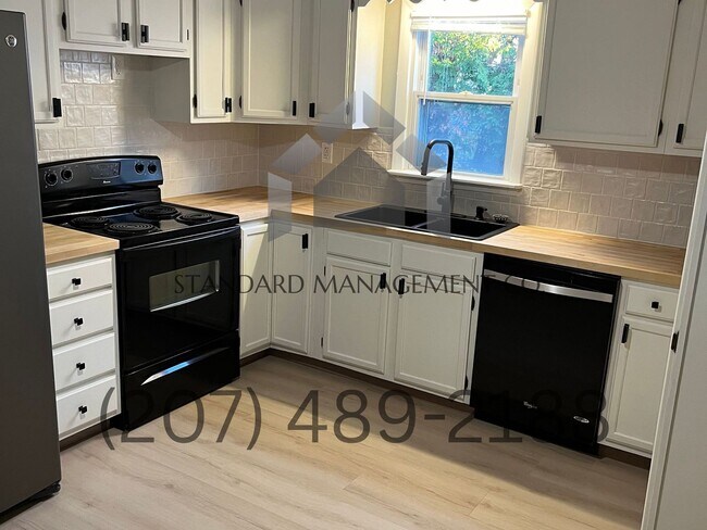 Foto del edificio - 7 Tardiff St