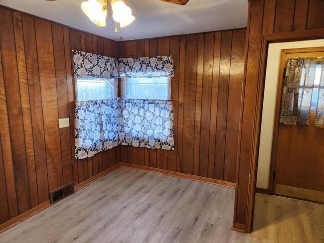 Building Photo - 1240 N 9th St