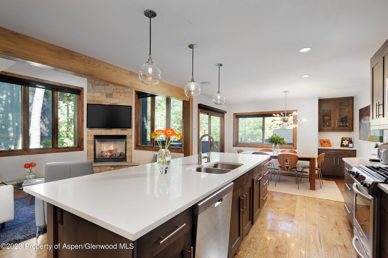 151 Meadow Ranch Rd Unit F1A, Snowmass Village, CO 81615 Condo for