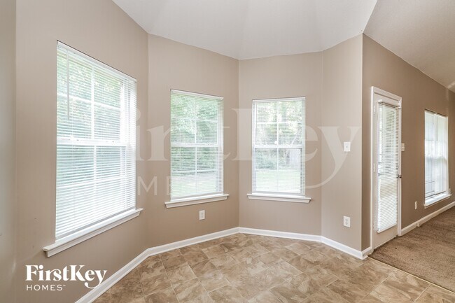 Foto del edificio - 3931 Neyland Valley Dr