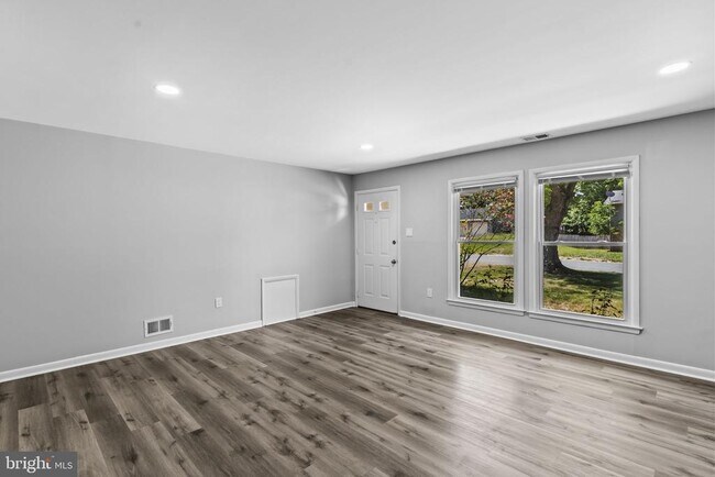Foto del edificio - 2060 Red Spruce Ct