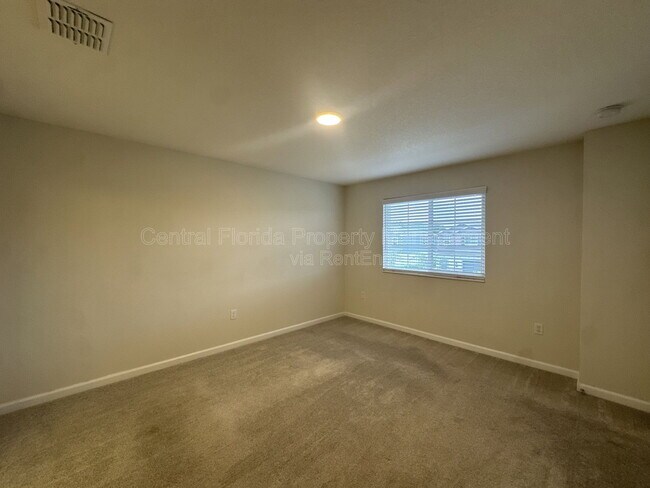 Building Photo - 2866 Narcoossee Cmns Wy