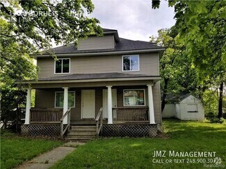 Building Photo - 315 Voorheis St