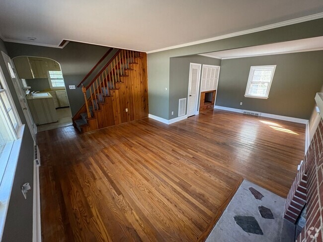 Building Photo - 200 Burr Street Ext