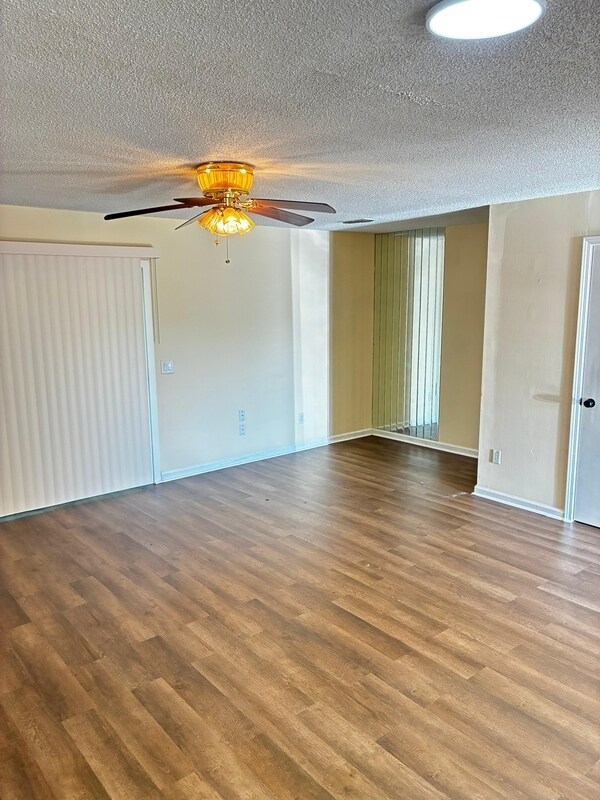 Foto del edificio - 1226 Westdale Dr