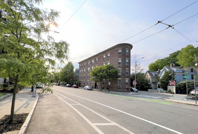Foto del edificio - 269 Huron Ave