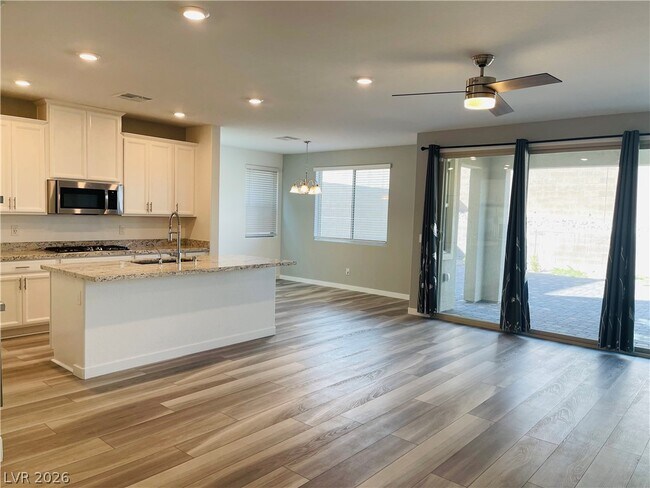 Building Photo - 12364 Harbor Isle Ave