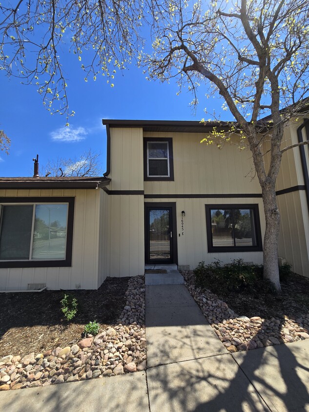 Primary Photo - 16045 E Ithaca Pl