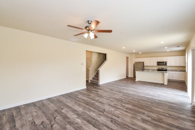 Foto del edificio - 324 Hamilton Pointe Dr