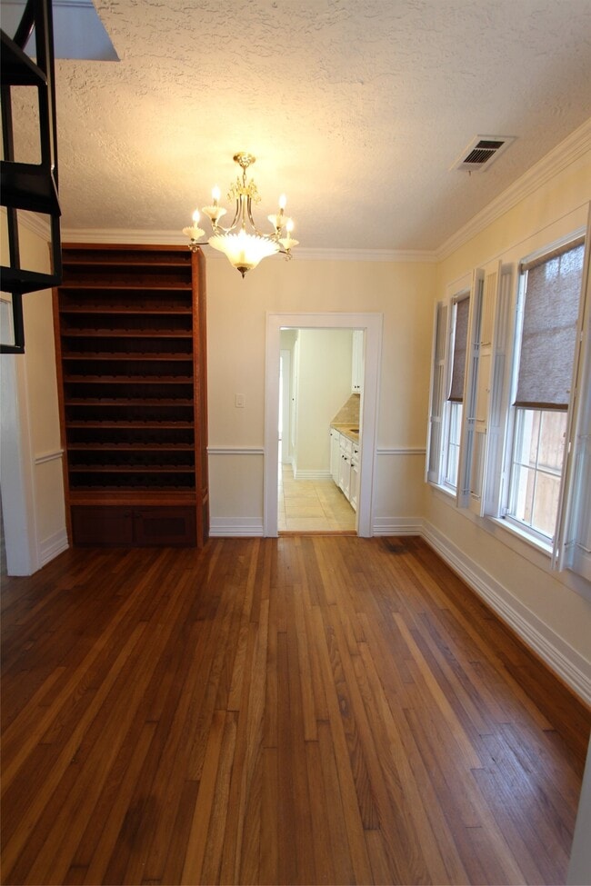 Building Photo - 3127 Rice Boulevard