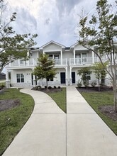 Building Photo - 861 Maxine Ct