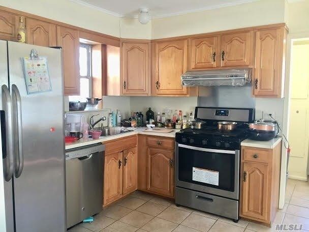 Foto del edificio - 5 bedroom in Queens NY 11375