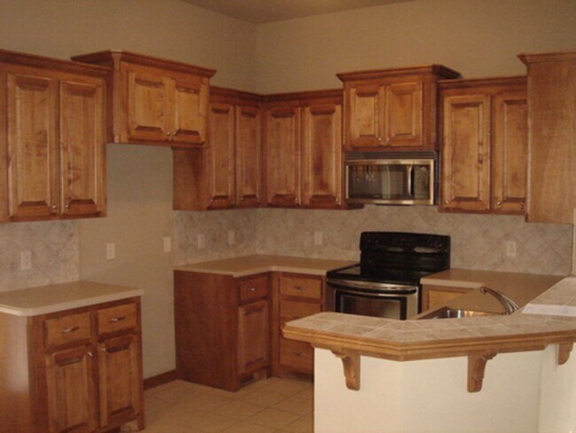 Foto del edificio - Open Plan - Edmond Schools - Must See