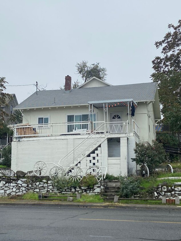 LANLESTP Apartment for Rent in The Dalles, OR