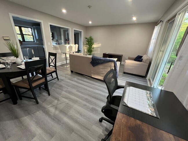 Foto del edificio - 4800 Lancaster Pike