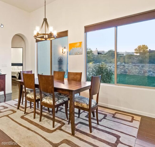 Building Photo - 3 br, 3 bath House - 5168 San Carlos Ct