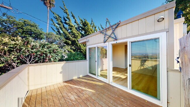 Foto del edificio - Exceptional Brisbane Home Offering Space, Style & Sunsets